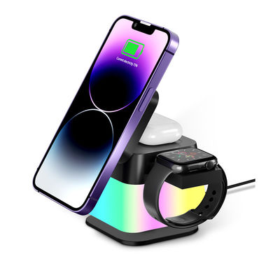 Bon prix Station de recharge sans fil rotative 4 en 1 avec lumière RVB en ligne