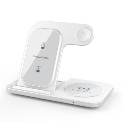 Bon prix Interface de type C pliable 3 en 1 Chargeur sans fil Charge rapide pour téléphone portable Écouteur Iwatch en ligne